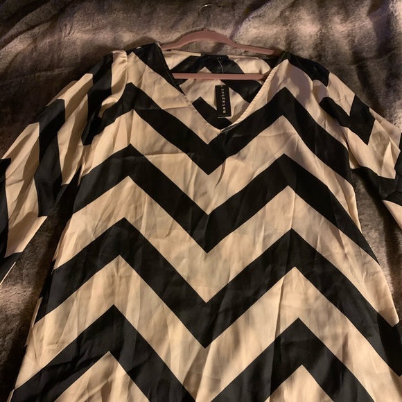 Shirt - Picture 2 of 2